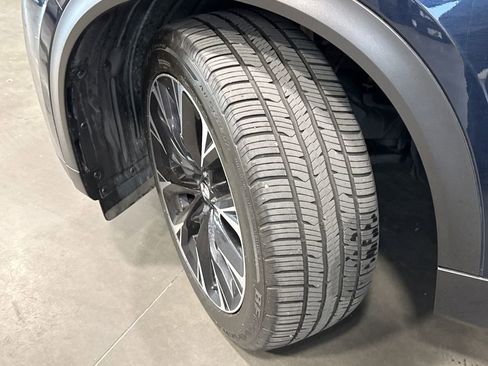 Used 2024 MAZDA CX-90 Plug-In Hybrid w/ Premium Plus AWD/4WD image 18