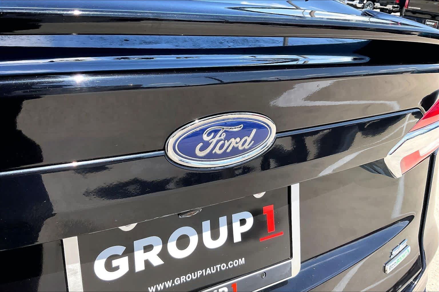 Used 2019 Ford Fusion SE w/ Equipment Group 151A FWD image 29