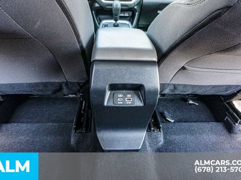 Used 2025 Subaru Crosstrek 2.5i Premium AWD/4WD image 31