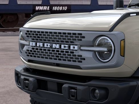 New 2026 Ford Bronco Badlands AWD/4WD image 20