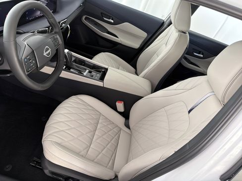 New 2026 Nissan Sentra SL w/ Floor Mat Package FWD image 9