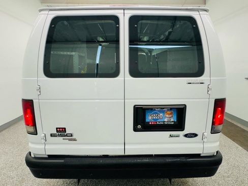 Used 2011 Ford E-150 and Econoline 150 RWD image 7