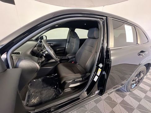 Used 2024 Honda HR-V Sport image 14