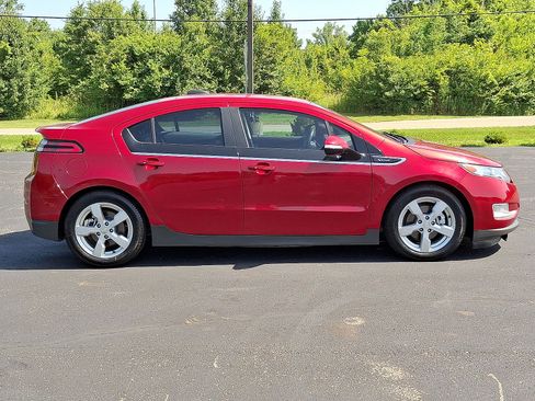 Used 2015 Chevrolet Volt w/ Enhanced Safety Package 1 FWD image 25