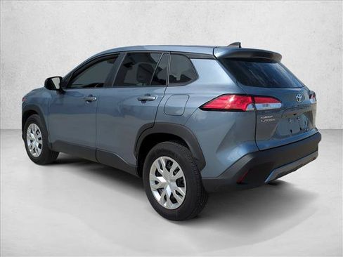 Used 2025 Toyota Corolla Cross L FWD image 7