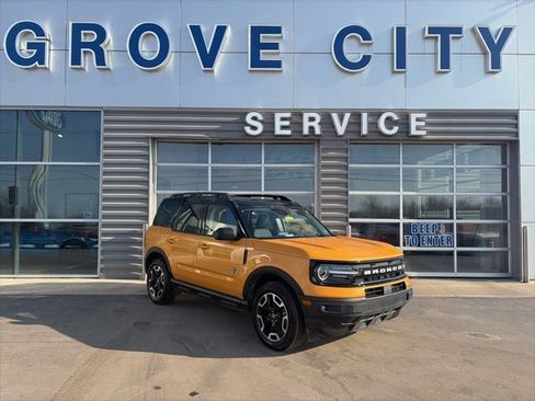 Used 2022 Ford Bronco Sport Outer Banks w/ Tech Package image 1