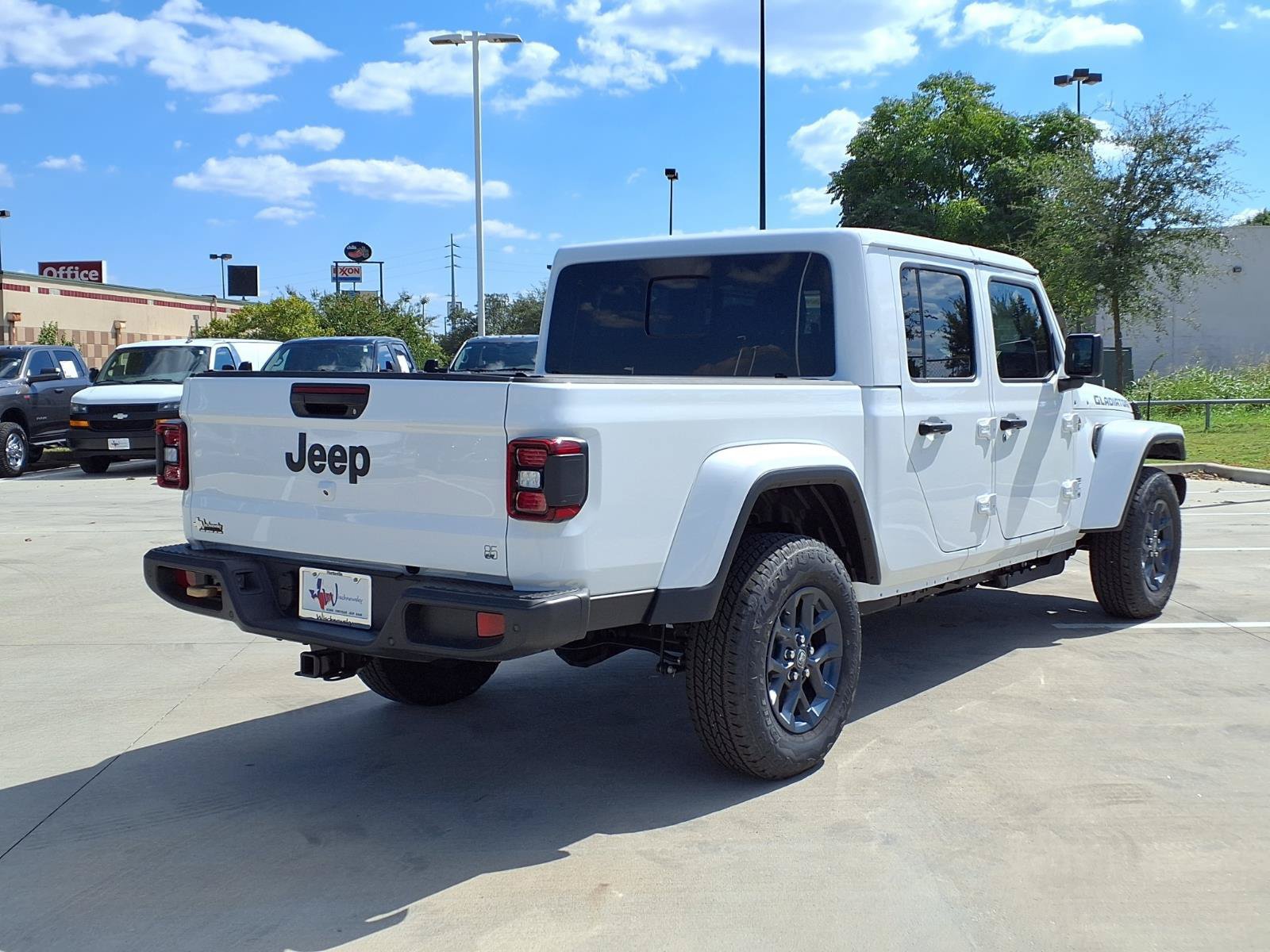 New 2026 Jeep Gladiator Sport AWD/4WD image 6
