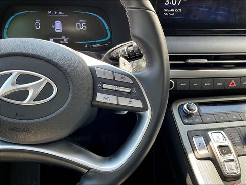 Used 2022 Hyundai Palisade SE FWD image 13
