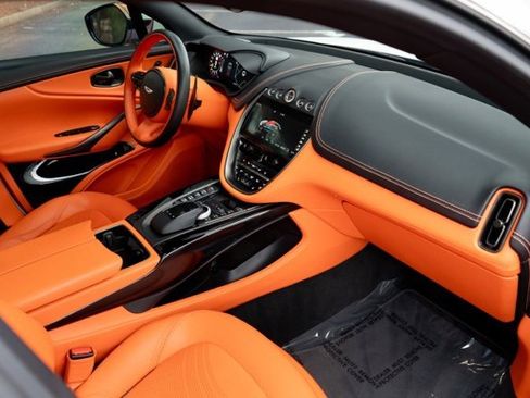 Used 2022 Aston Martin DBX Base image 20