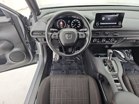 Used 2024 Honda HR-V Sport image 23