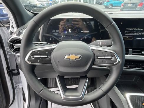 New 2026 Chevrolet Equinox LT w/ Convenience Package II image 20