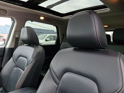 Certified 2023 Nissan Pathfinder SL w/ SL Premium Package AWD/4WD image 14