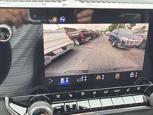 New 2026 Chevrolet Colorado Z71 w/ Technology Package AWD/4WD image 27