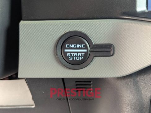 Used 2021 Ford Bronco Badlands image 20