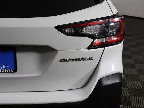 Used 2023 Subaru Outback Premium image 13