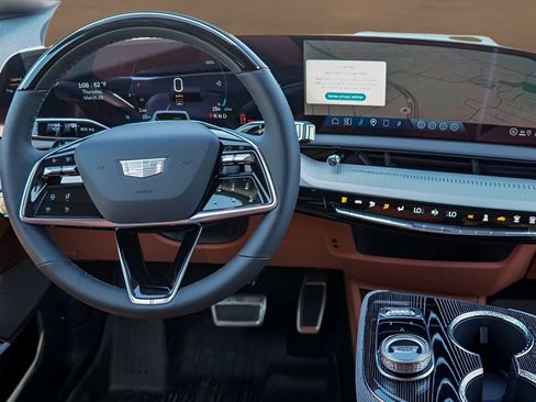 New 2026 Cadillac Optiq Sport 2 w/ LPO, Floor Liner Package image 22