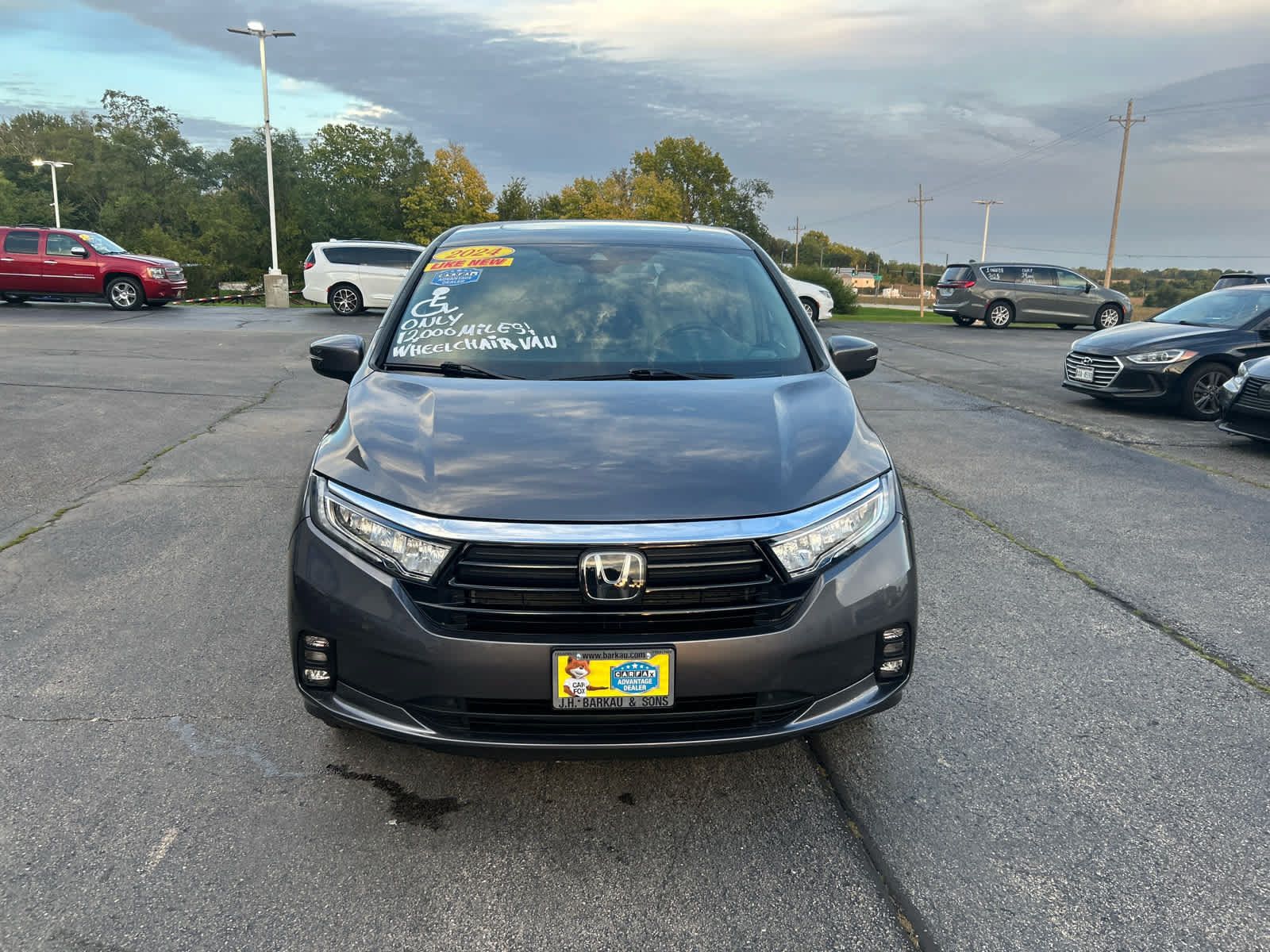 Used 2024 Honda Odyssey EX-L image 2