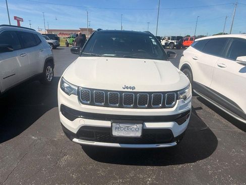 Used 2023 Jeep Compass Limited w/ Elite Group AWD/4WD image 2