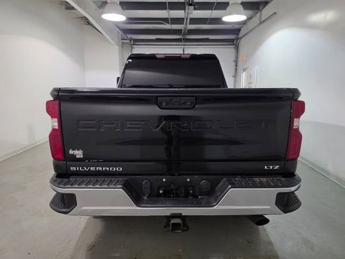 Certified 2022 Chevrolet Silverado 2500 LTZ image 5