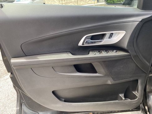 Used 2017 Chevrolet Equinox LS AWD/4WD image 11