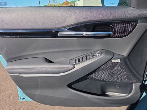 New 2026 Kia Seltos SX AWD/4WD image 8