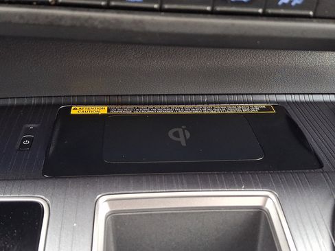 Used 2021 Toyota Sienna XSE w/ XSE Plus Package image 25