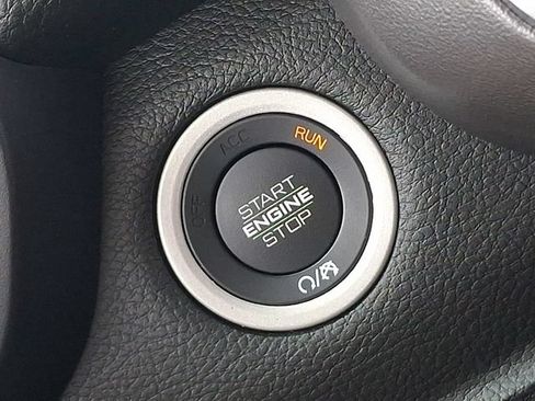 Used 2019 RAM 1500 Big Horn AWD/4WD image 22