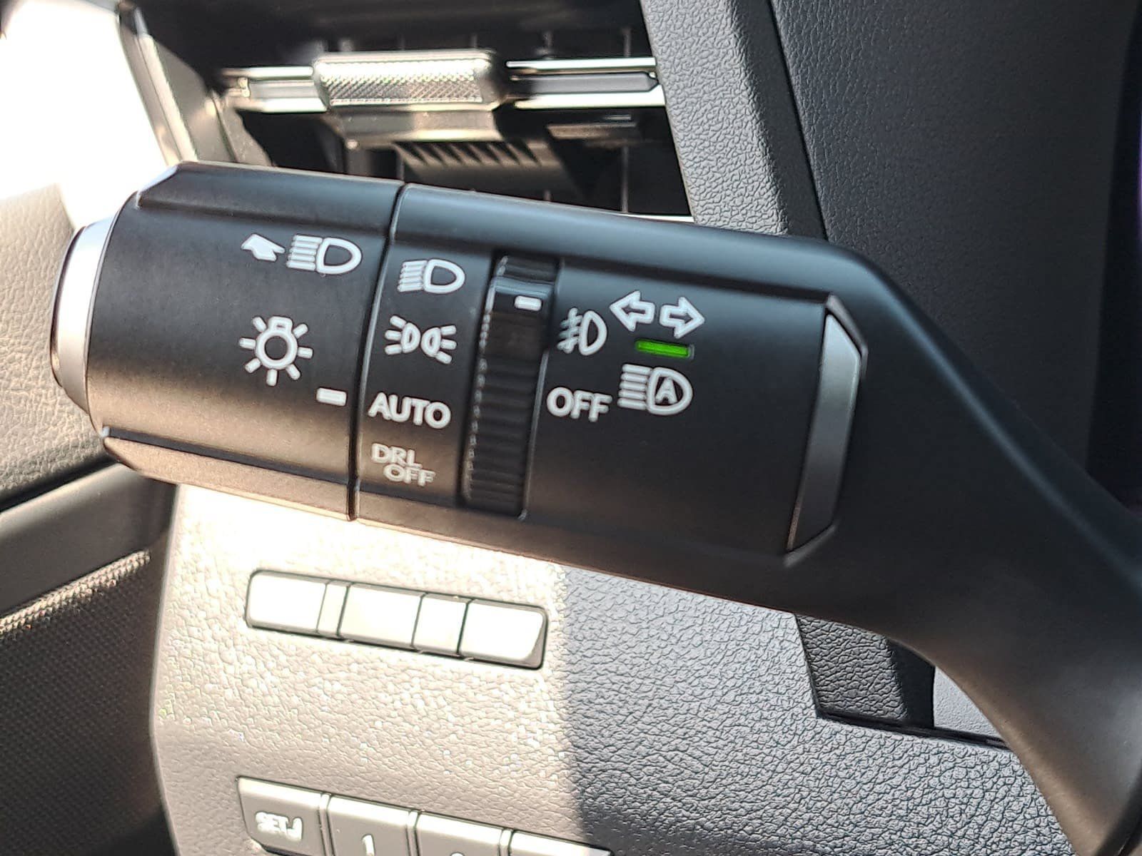 Used 2024 Lexus GX 550 AWD/4WD image 29