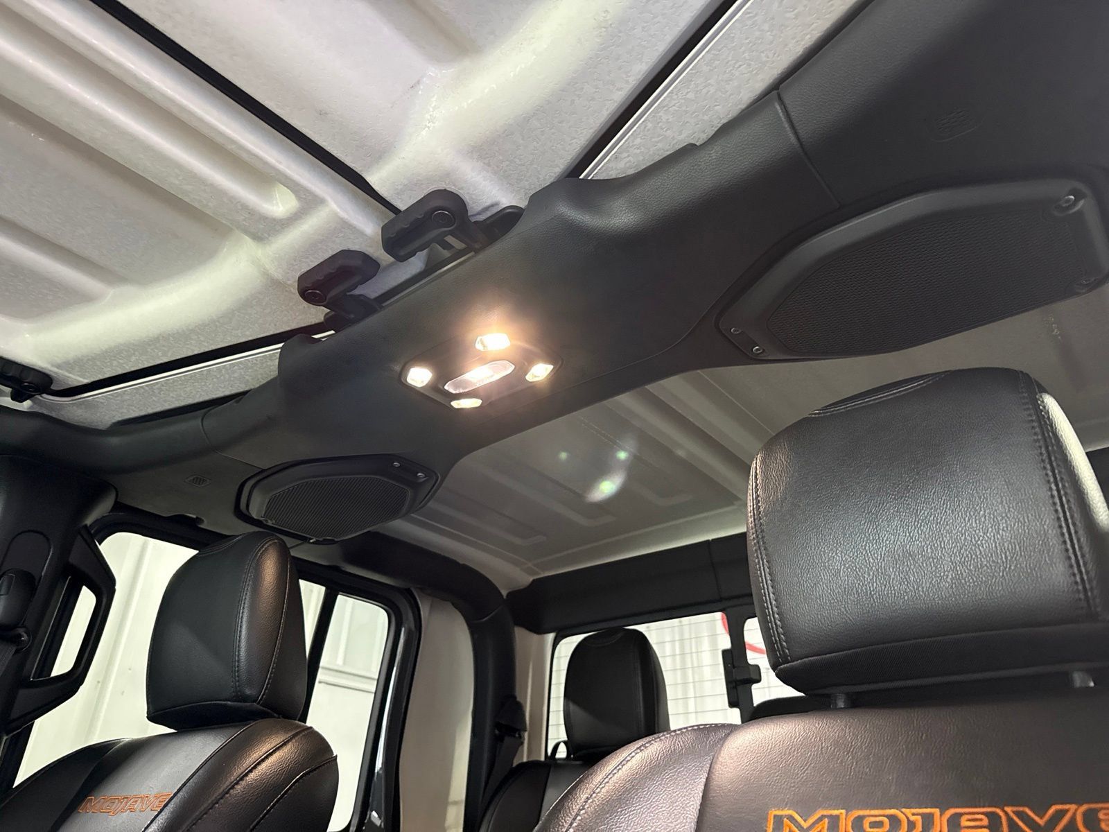 Used 2022 Jeep Gladiator Mojave w/ LED Lighting Group AWD/4WD image 23