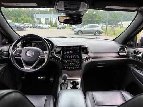 Used 2020 Jeep Grand Cherokee High Altitude AWD/4WD image 8