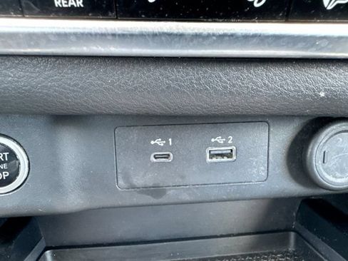 Used 2023 Nissan Rogue SV FWD image 22