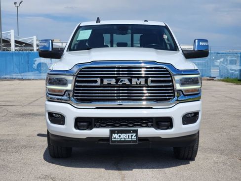 Used 2024 RAM 2500 Laramie AWD/4WD image 2