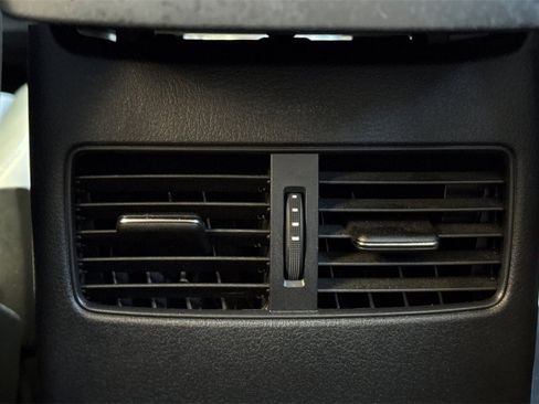 Used 2024 MAZDA CX-30 AWD 2.5 S w/ Preferred Package image 19