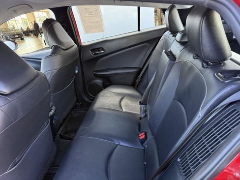 Certified 2021 Toyota Prius Prime Limited FWD image 16