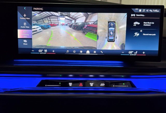 Used 2024 BMW i7 eDrive50 w/ M Sport Package RWD image 27