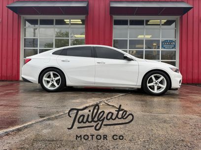Used 2016 Chevrolet Malibu Hybrid w/ Leather Package