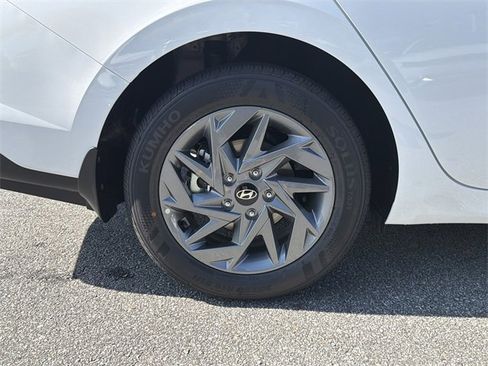 New 2026 Hyundai Elantra Blue image 17