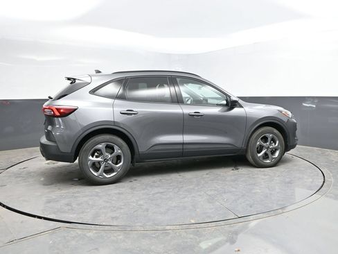 Used 2025 Ford Escape ST-Line AWD/4WD image 10