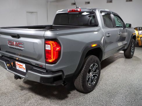 Used 2024 GMC Canyon AT4 w/ AT4 Premium Package AWD/4WD image 7