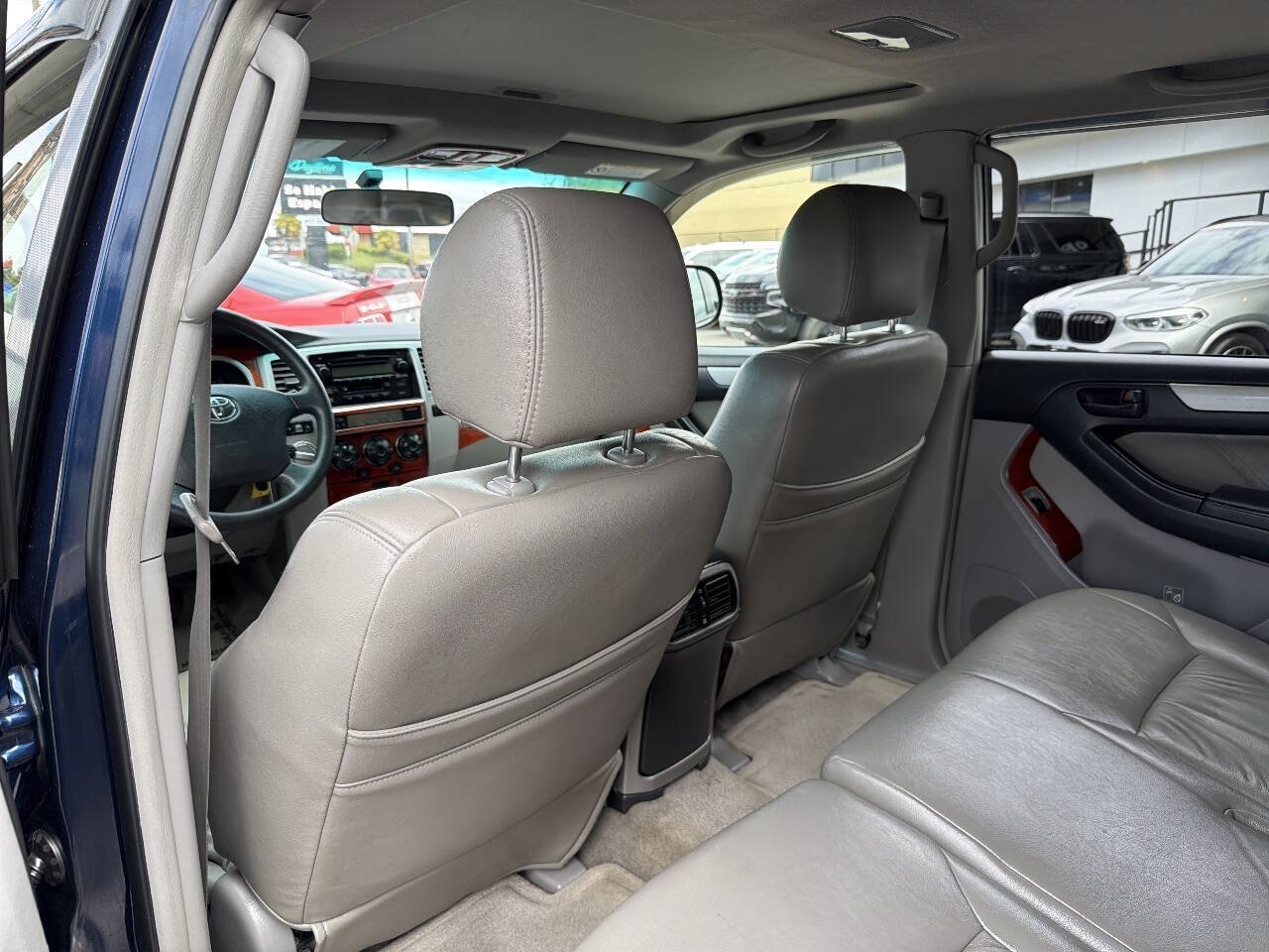 Used 2004 Toyota 4Runner SR5 w/ Preferred Accessory Pkg AWD/4WD image 24