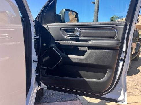 Used 2026 RAM 1500 Laramie AWD/4WD image 32