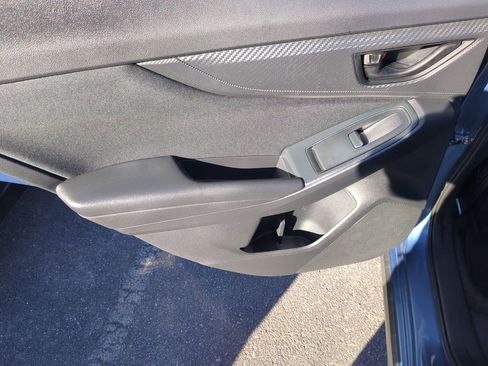 Used 2021 Subaru Crosstrek 2.0i image 21