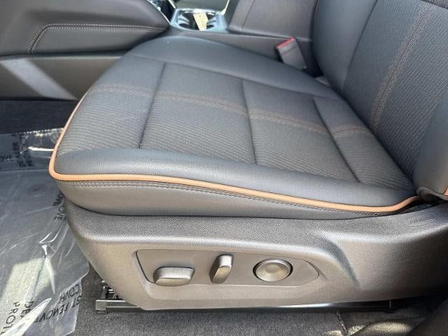 Used 2025 GMC Canyon AT4 AWD/4WD image 15