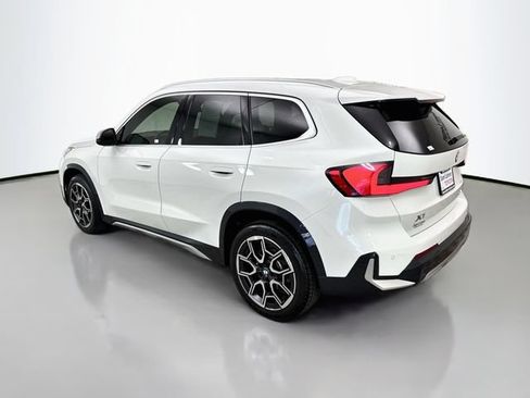 Used 2023 BMW X1 xDrive28i w/ Convenience Package AWD/4WD image 5