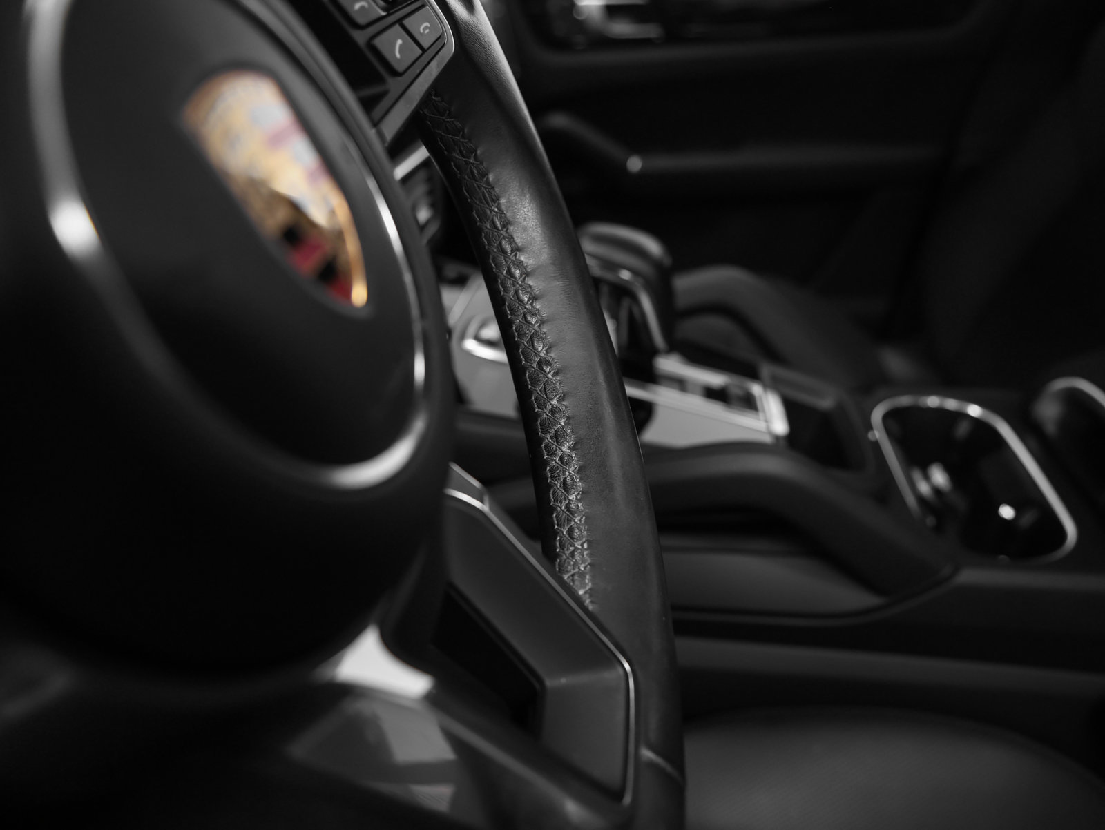 Certified 2023 Porsche Cayenne AWD/4WD image 28