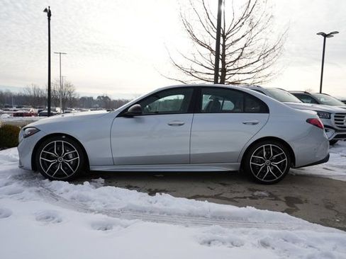 Used 2026 Mercedes-Benz C 300 4MATIC Sedan image 4