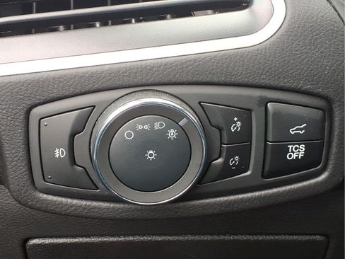 Used 2024 Ford Edge SEL w/ Convenience Package AWD/4WD image 16