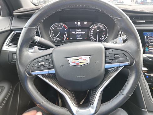 Used 2021 Cadillac XT6 Sport AWD/4WD image 23