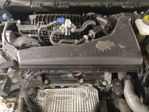 Used 2020 Nissan Rogue SV FWD image 30
