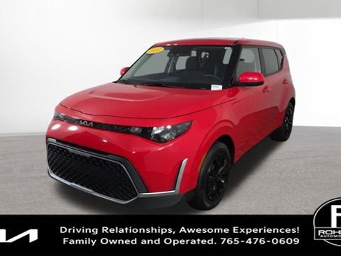 Used 2023 Kia Soul LX image 4